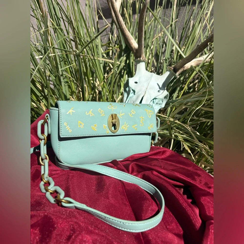 Ranch Brand Custom Montana West Crossbody Purse - Picture 3 of 17